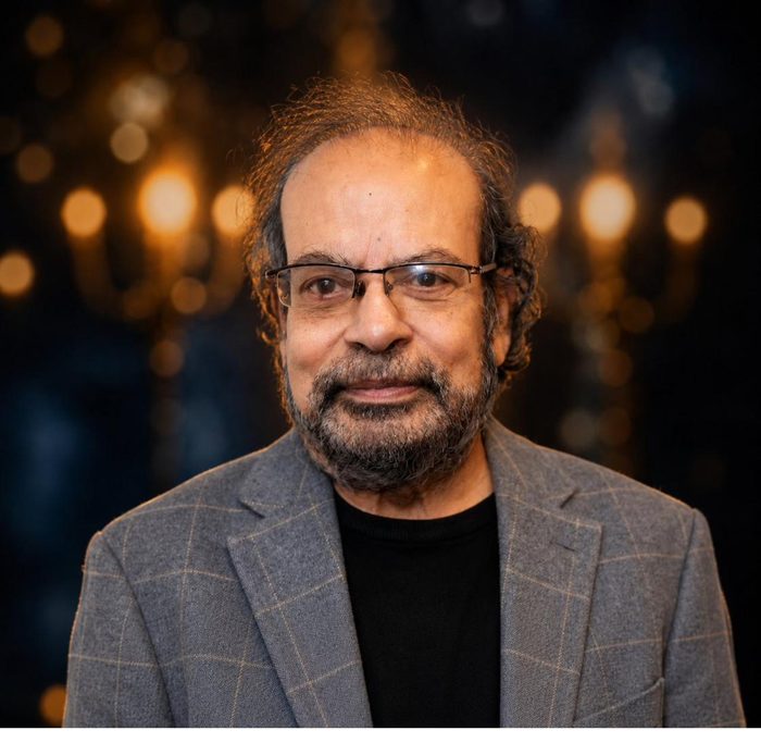 Dr. Dipan Roy